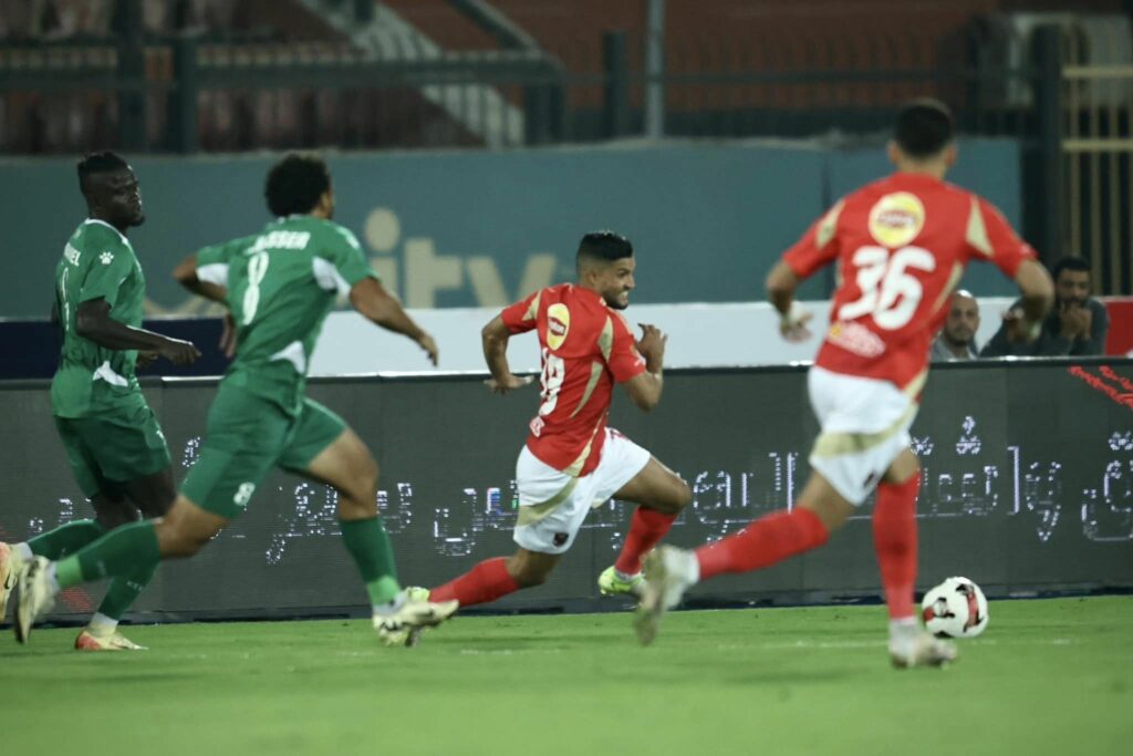 اعلن السويسر مارسيل كولر عن تشكيل الاهلي والمقرر له خوض مباراة اورلاند بطل جنوب افريقيا في دور المجموعات في دوري ابطال افريقيا